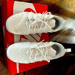 Brand new Air Vapormax Plus